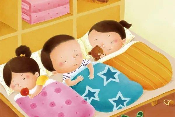 孕妇梦到鱼群，母子平安寓意深，预示宝宝健康可能双胞胎。-红迪亚