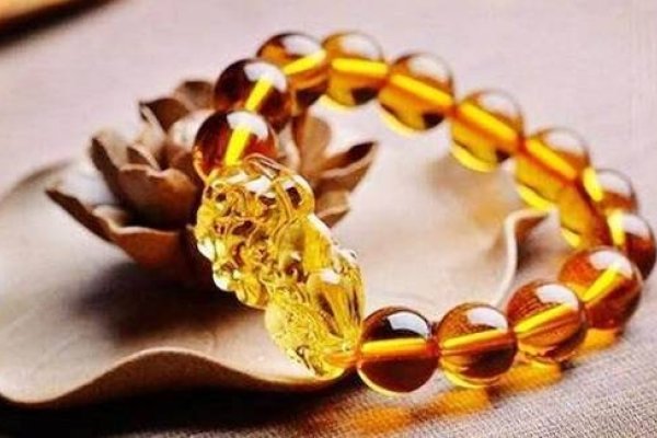 貔虎相克不宜佩戴-红迪亚