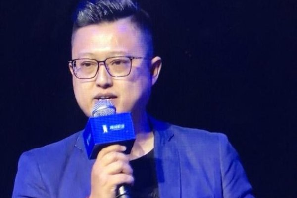 亿万彩票制作团队揭秘，张乔担任执行制片人，李旭经验深厚-红迪亚