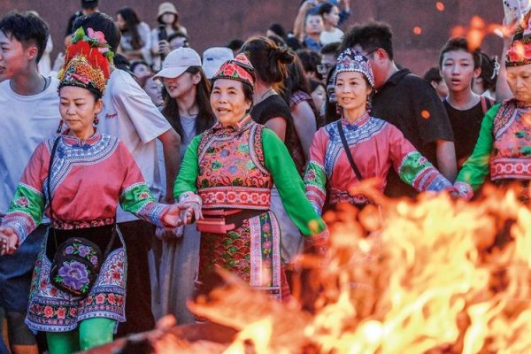 彝族打歌（传承与活力）-红迪亚