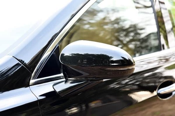 欧宝论坛关注，车震现象与热门话题解析-红迪亚