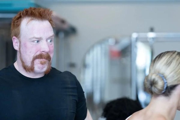 希莫斯（Sheamus）与兰迪奥顿的WWE职业生涯亮点，世界重量级与WWE冠军成就-红迪亚