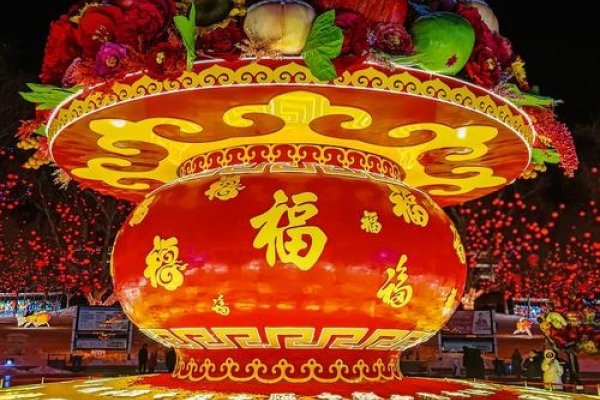 2017年元宵节，灯火璀璨，传统与现代共融的佳节-红迪亚