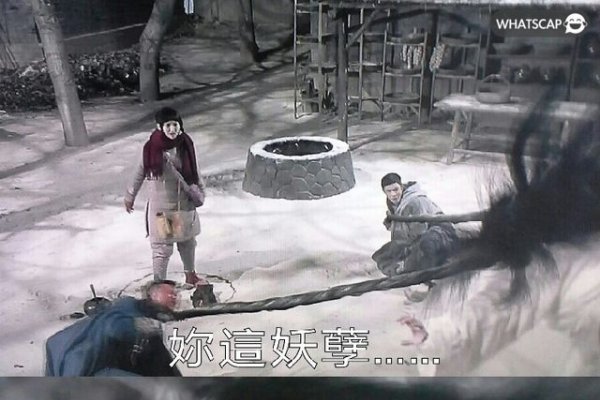 默痛殇痕，失心孤影，断情戒爱，被淋湿的情丝，心如刀割之痛，情深缘浅成疾，离愁别绪难舍去，爱已成殇泪无痕-红迪亚