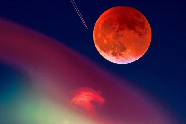 2021年红月亮的神秘兆头-红迪亚