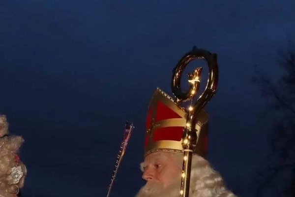 12月6日圣尼古拉斯日的由来与庆祝活动-红迪亚