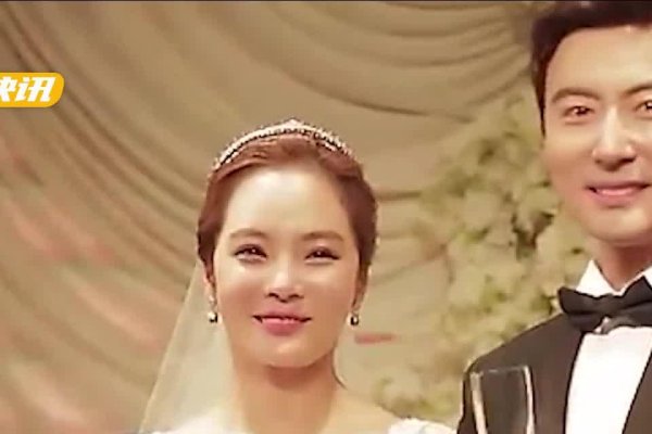 张梓琳与老公聂磊，身高差下的爱情佳话，幸福婚姻背后的故事-红迪亚